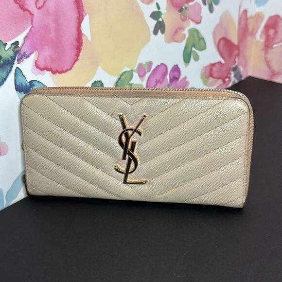 💯Authentic YSL Full Zipped Long Wallet🍀 - Picture 1 of 17